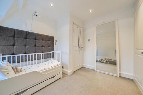 1 Blackfords Path, London, SW15 4HQ
