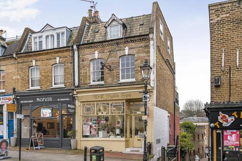 1 Blackfords Path, London, SW15 4HQ