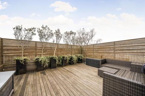 1 Blackfords Path, London, SW15 4HQ