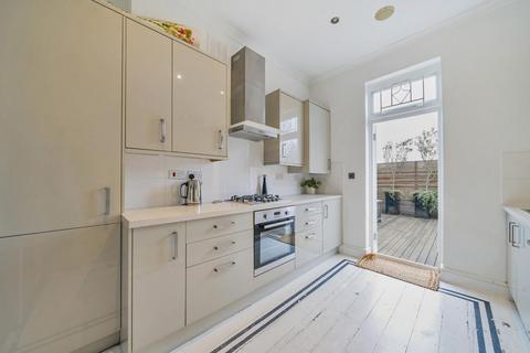 1 Blackfords Path, London, SW15 4HQ