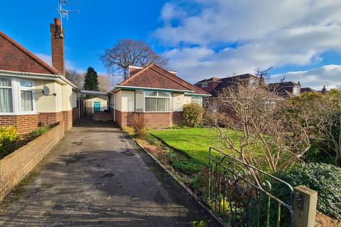 4 bedroom detached bungalow for sale, Hammonds Way, Totton SO40