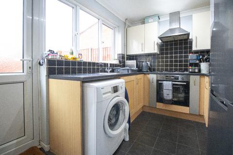 2 bedroom end of terrace house for sale, Corbyn Shaw Road, King's Lynn, Norfolk, PE30