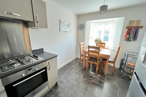 1 Battle Avenue, Daventry, NN11 2NX