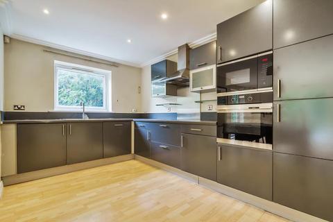 2 bedroom flat for sale, Basingstoke,  Hampshire,  RG21