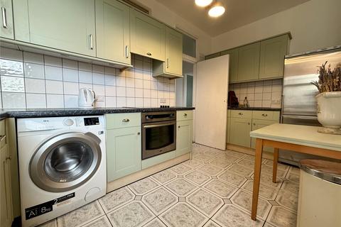 2 bedroom apartment to rent, Kings Avenue, Muswell Hill, London, N10