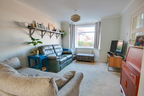 21 Cornwall Crescent, Southampton, SO18 2AQ