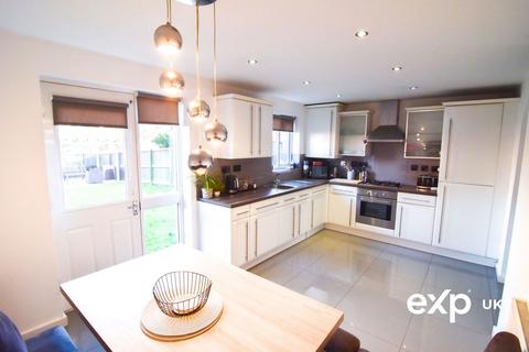 53 Waggon Road, Leeds, LS10 4GN