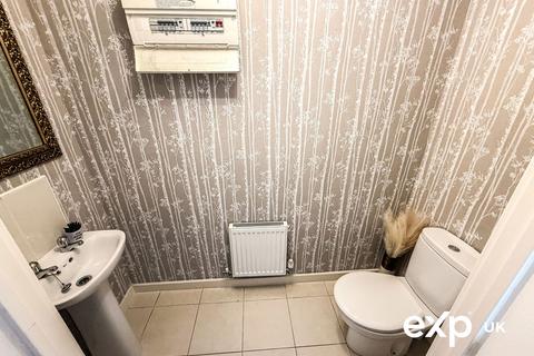 53 Waggon Road, Leeds, LS10 4GN