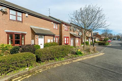 2 bedroom end of terrace house to rent, Wallace Street, Spital Tongues, Newcastle upon Tyne