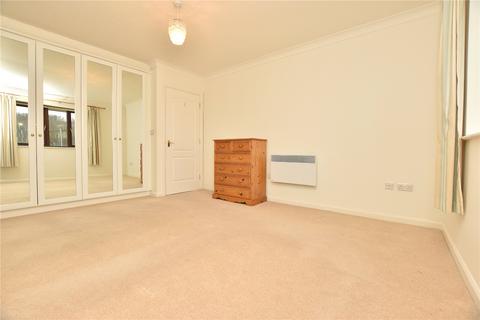 2 bedroom apartment for sale, Newshaw Lane, Hadfield, Glossop, Derbyshire, SK13