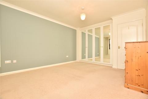 2 bedroom apartment for sale, Newshaw Lane, Hadfield, Glossop, Derbyshire, SK13