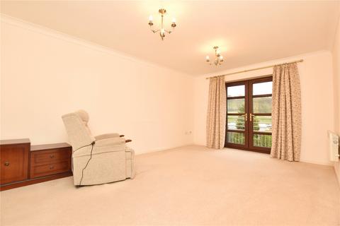 2 bedroom apartment for sale, Newshaw Lane, Hadfield, Glossop, Derbyshire, SK13