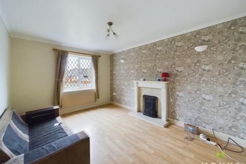 3 bedroom semi-detached house for sale, Plas Ffynnon Way, Oswestry