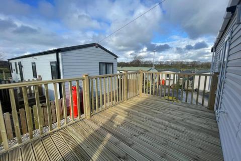 2 bedroom static caravan for sale, Preston