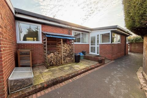 2 bedroom semi-detached bungalow to rent, Muzzle Patch, Tibberton, Gloucester