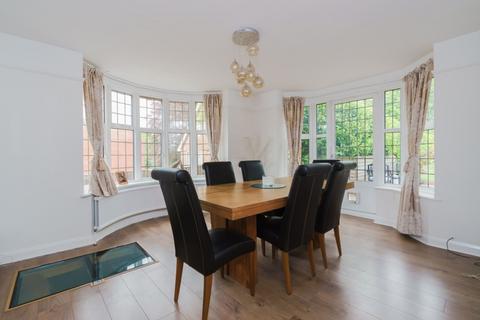 4 bedroom detached house for sale, Hamilton Road, High Wycombe HP13