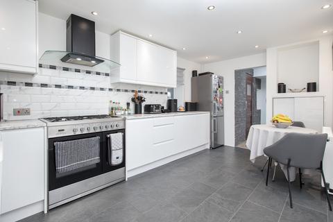 55 Bideford Square, Corby, NN18 8DP