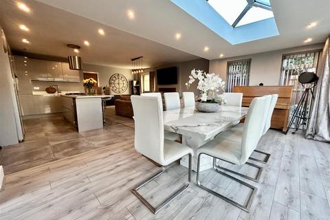 undefined, Ninelands Lane, Garforth, Leeds
