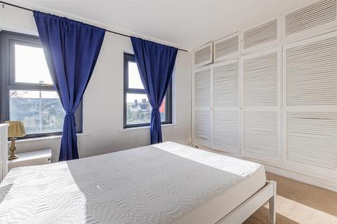 3 Shears Road, Cardiff, CF5 3AP