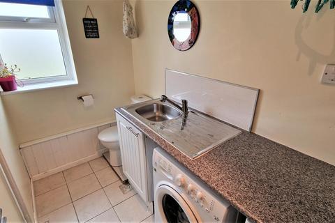 64 Britannia Crescent, Lyneham, Chippenham, SN15 4AN