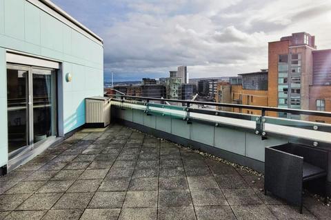 2 bedroom flat to rent, East Street, Leeds, UK, LS9