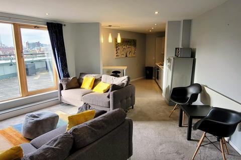 2 bedroom flat to rent, East Street, Leeds, UK, LS9