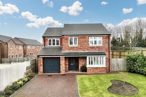 4 bedroom detached house for sale, Tudor Close, Market Drayton, TF9