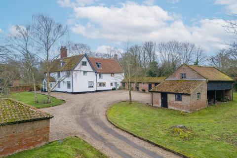 6 bedroom farm house for sale, Mill Road, Wissett IP19