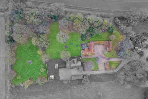 6 bedroom farm house for sale, Mill Road, Wissett IP19