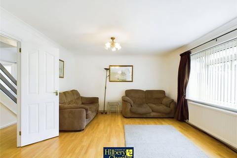 43 Rowhedge, Brentwood, CM13 2TS
