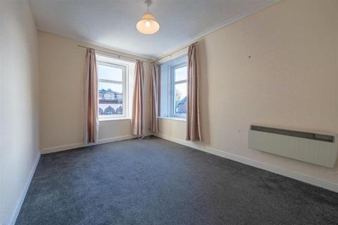 2 bedroom flat to rent, Princes Street, Perth, Perthshire, PH2