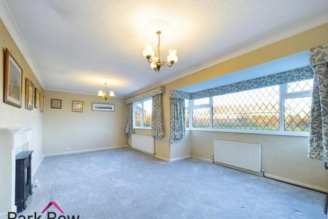 2 bedroom detached house for sale, 68 Sutton Lane, Byram, Knottingley WF11 9EQ