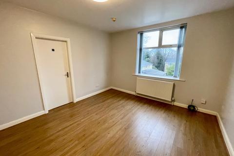 1 bedroom flat to rent, Marsh Grove Road, Huddersfield