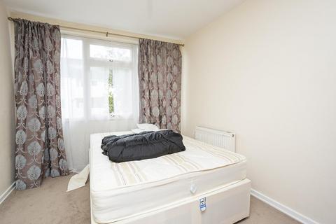 3 bedroom apartment to rent, Baker Court, Shenley Road, Borehamwood