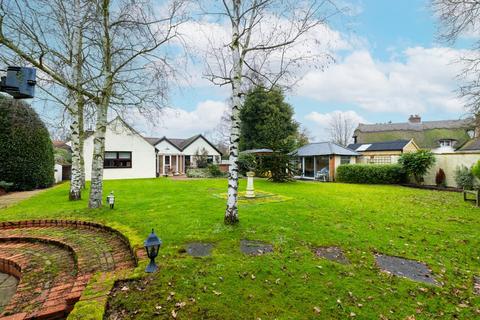 7 bedroom detached bungalow for sale, Gransmore Green, Felsted, Dunmow