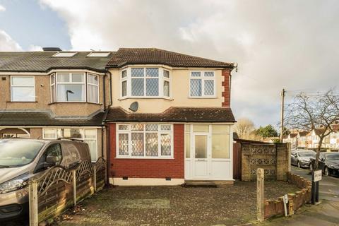 3 bedroom end of terrace house for sale, Rhyl Road, Greenford UB6