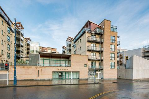 89/69 Holyrood Road, Edinburgh, EH8 8BA