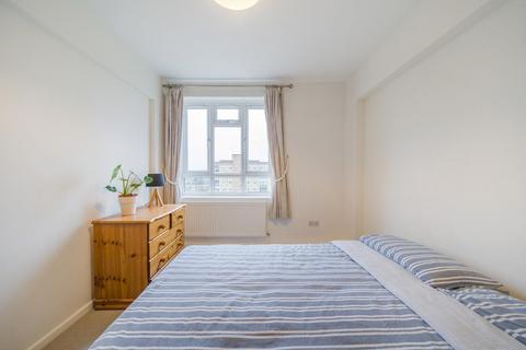 2 bedroom flat for sale, Dagnall Street, Battersea