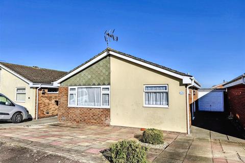 2 bedroom detached bungalow for sale, Middleton Drive, Eastbourne