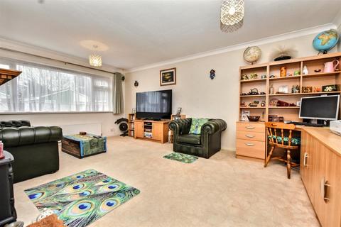 2 bedroom detached bungalow for sale, Middleton Drive, Eastbourne