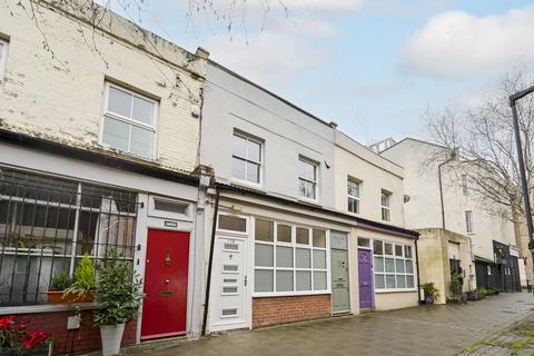 3 bedroom flat for sale, Station Avenue, Brixton, London, SW9