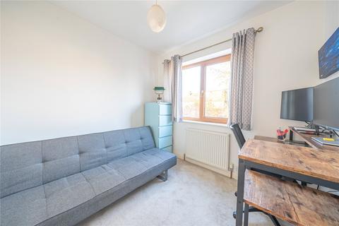 32 Eden Crescent, Leeds, LS4 2TW