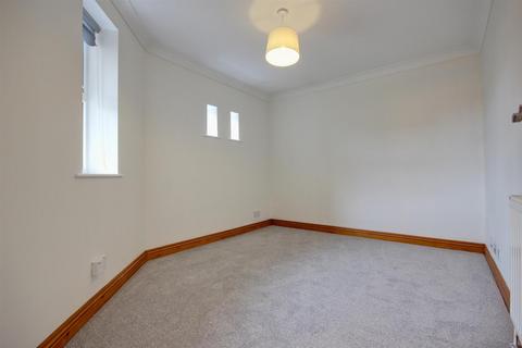 1 Allinsons Yard, Leven, Beverley, HU17 5ND