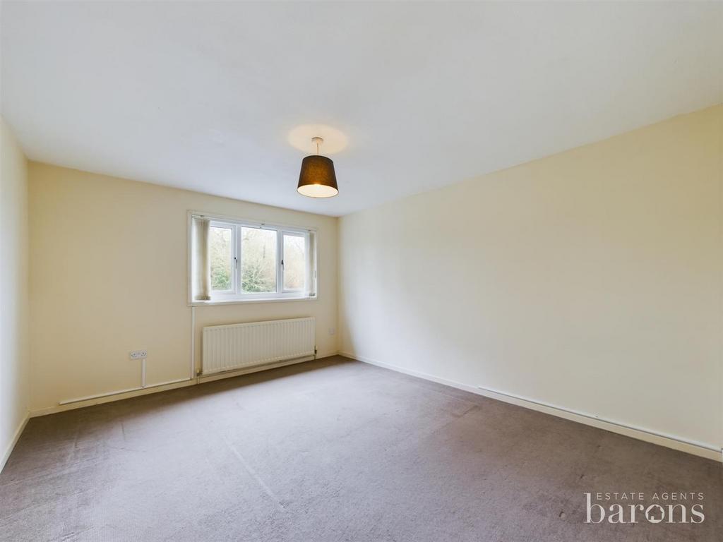 CAM01093 G0-PR0477-STILL006.jpg