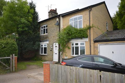 4 bedroom detached house to rent, London Road Woolmer Green, Woolmer Green, SG3