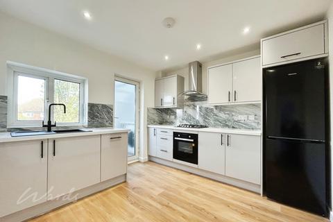 2 bedroom maisonette to rent, Broomhill Park Road Tunbridge Wells TN4