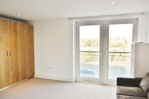 Studio to rent, Cardiff Bay, Cardiff CF11