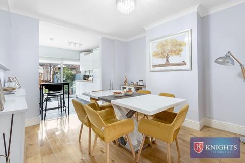 3 bedroom house for sale, Orchard Road, London, EN3