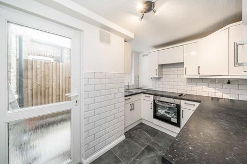 2 bedroom flat for sale, Wellfield Road, London SW16