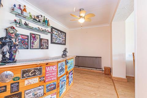 3 Nelson Road, Leighton Buzzard, LU7 3EE